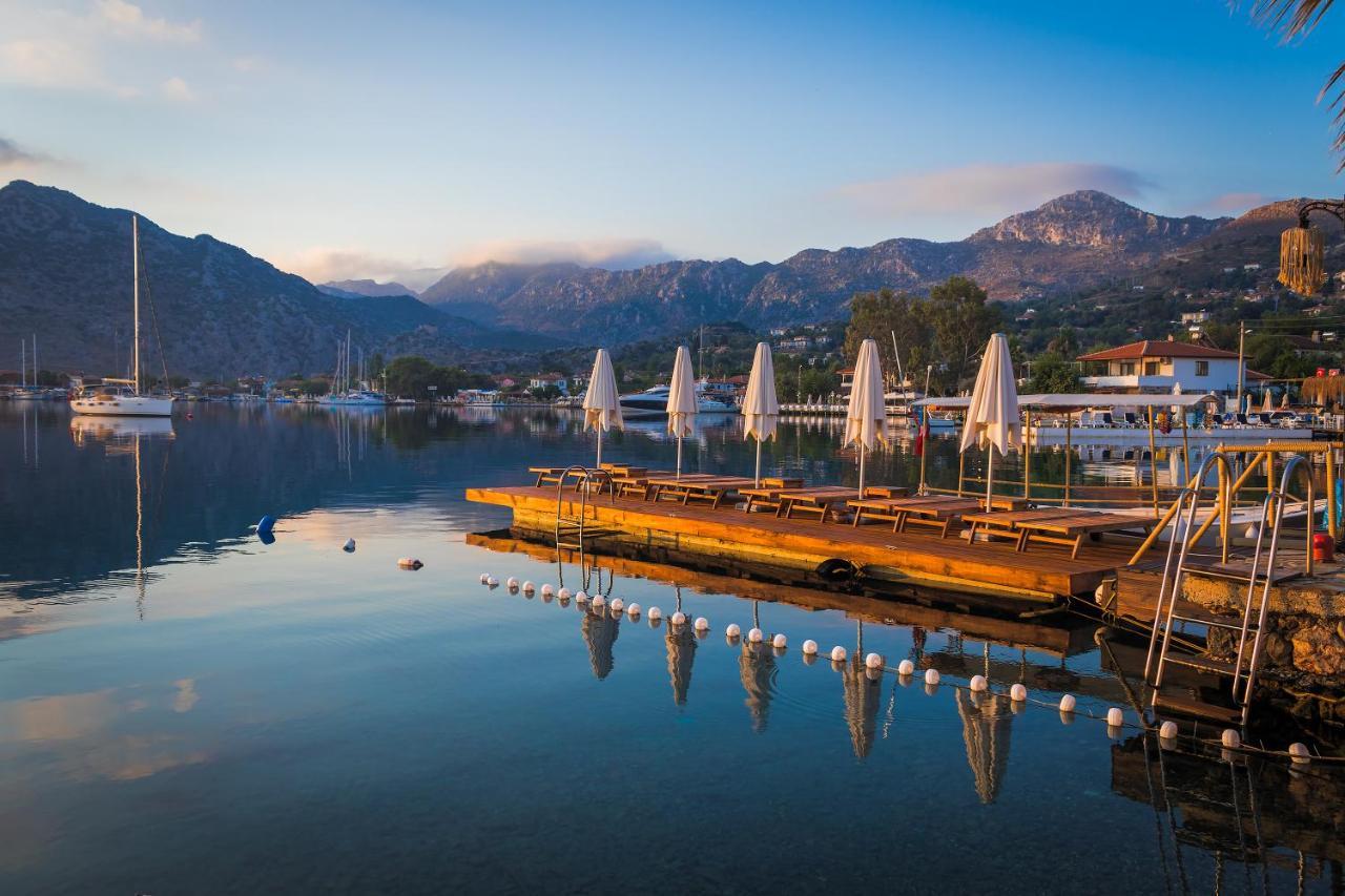 Giritimu Evleri Bed & Breakfast Selimiye  Bagian luar foto