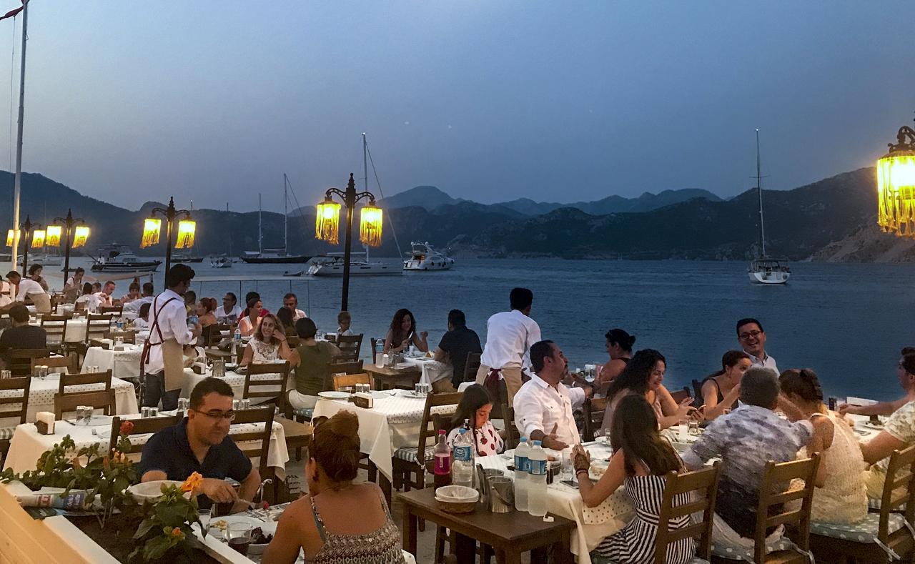 Giritimu Evleri Bed & Breakfast Selimiye  Bagian luar foto